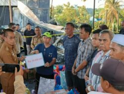 Pemkab Mura Salurkan Bantuan Pada Korban Kebakaran Di Jalan Ahmad Yani