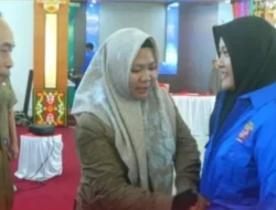 Asisten I Sekda Mura Kukuhkan Pengurus Anggota GenRe Cabang Kabupaten Murung Raya