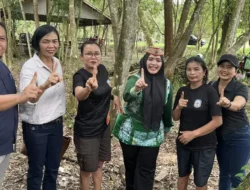 Dina Maulidah Dukung Peserta Kontingen Mura Lomba Mangaruhi