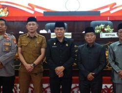 Fokus Optimalisasi PAD dan BUMD, Pemkab Mura Serahkan KUA-PPAS 2027