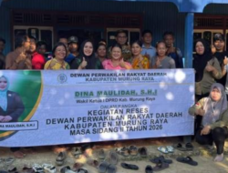 Serap Masukan Warga Makunjung, Wakil Ketua I DPRD Dina Maulidah Siap Perjuangkan Program Desa